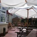 Szálloda Fairhill House 3*