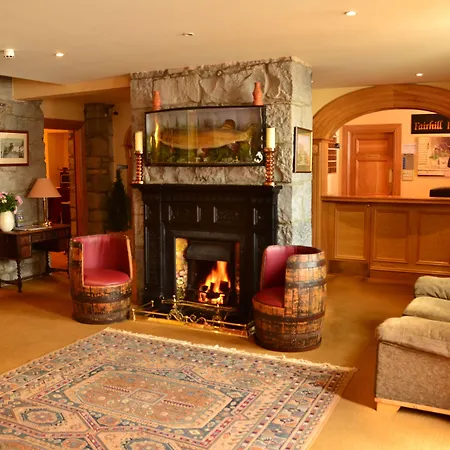 Fairhill House 3*