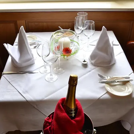 Hotel Fairhill House 3*