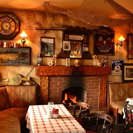 Fairhill House Hotel Clonbur