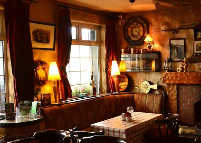 Fairhill House Hotell